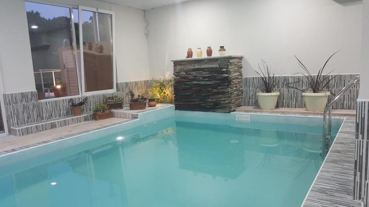 Brezos Hotel & Spa 瓦勒里亚德玛 外观 照片