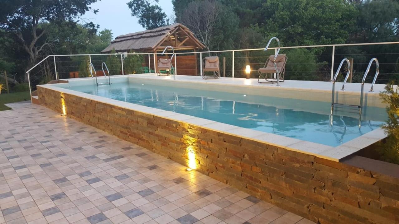 Brezos Hotel & Spa 瓦勒里亚德玛 外观 照片