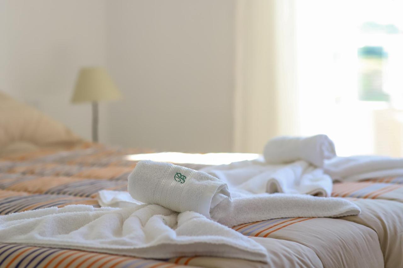 Brezos Hotel & Spa 瓦勒里亚德玛 外观 照片